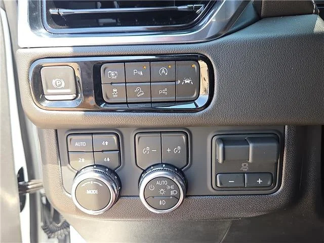 New 2026 Summit White GMC Elevation image 16