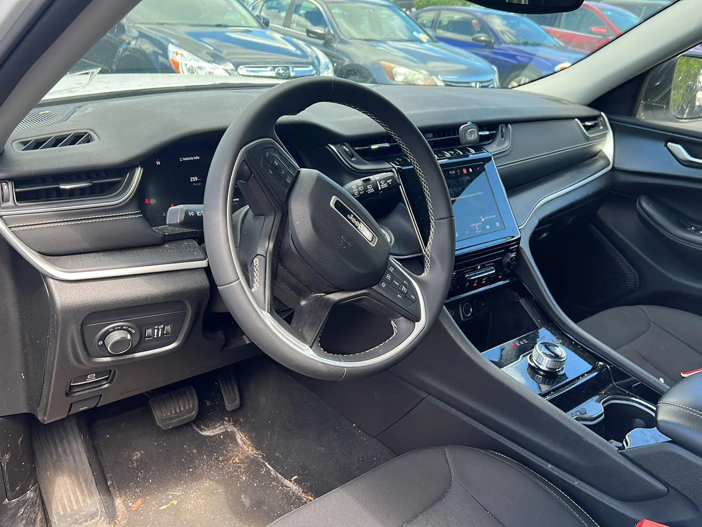 Used 2023 Bright White Clearcoat Jeep Laredo image 4