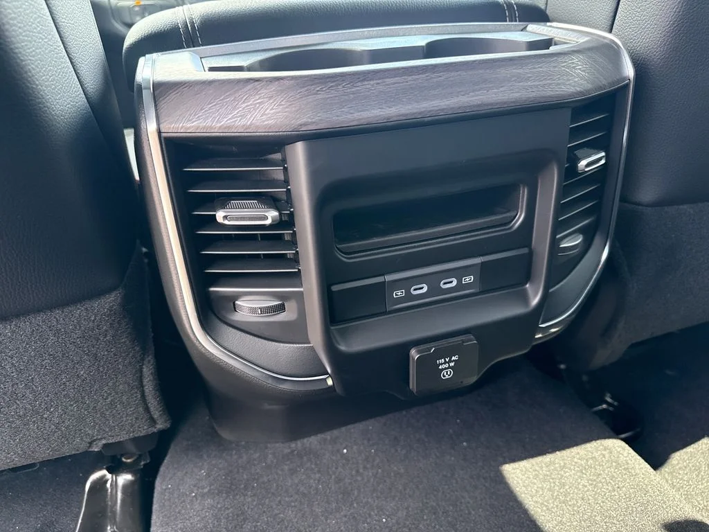 New 2026 Ceramic Gray Clear-Coat Exterior Paint RAM LARAMIE image 35