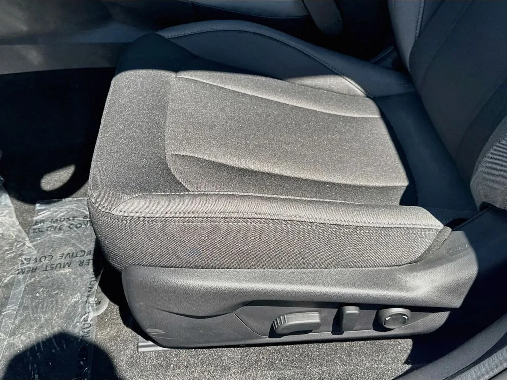 New 2026 White Subaru Premium image 23