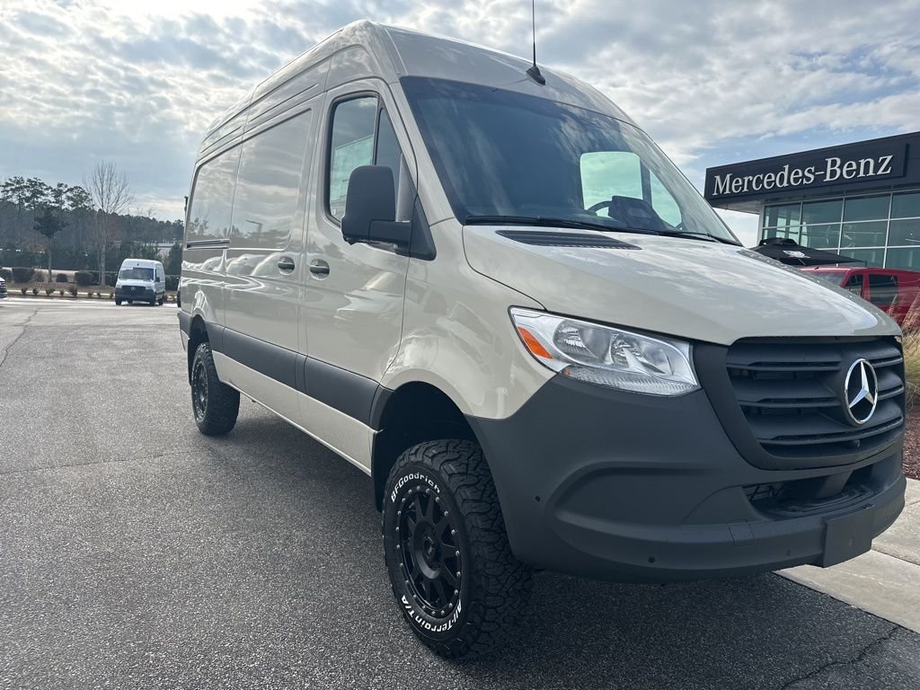 New 2026  Mercedes-Benz Cargo 144 WB w/Method Wheels image 10