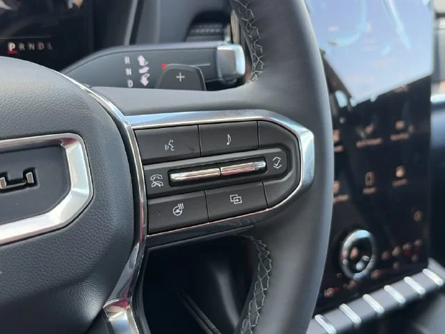 New 2027 White GMC Denali image 23