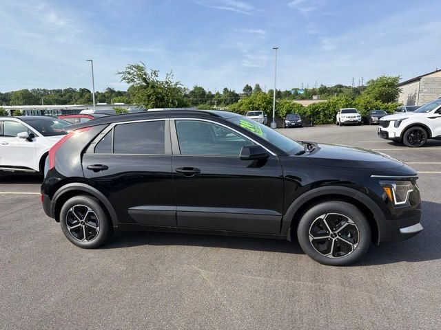 New 2026 Aurora Black Pearl Kia LX image 2