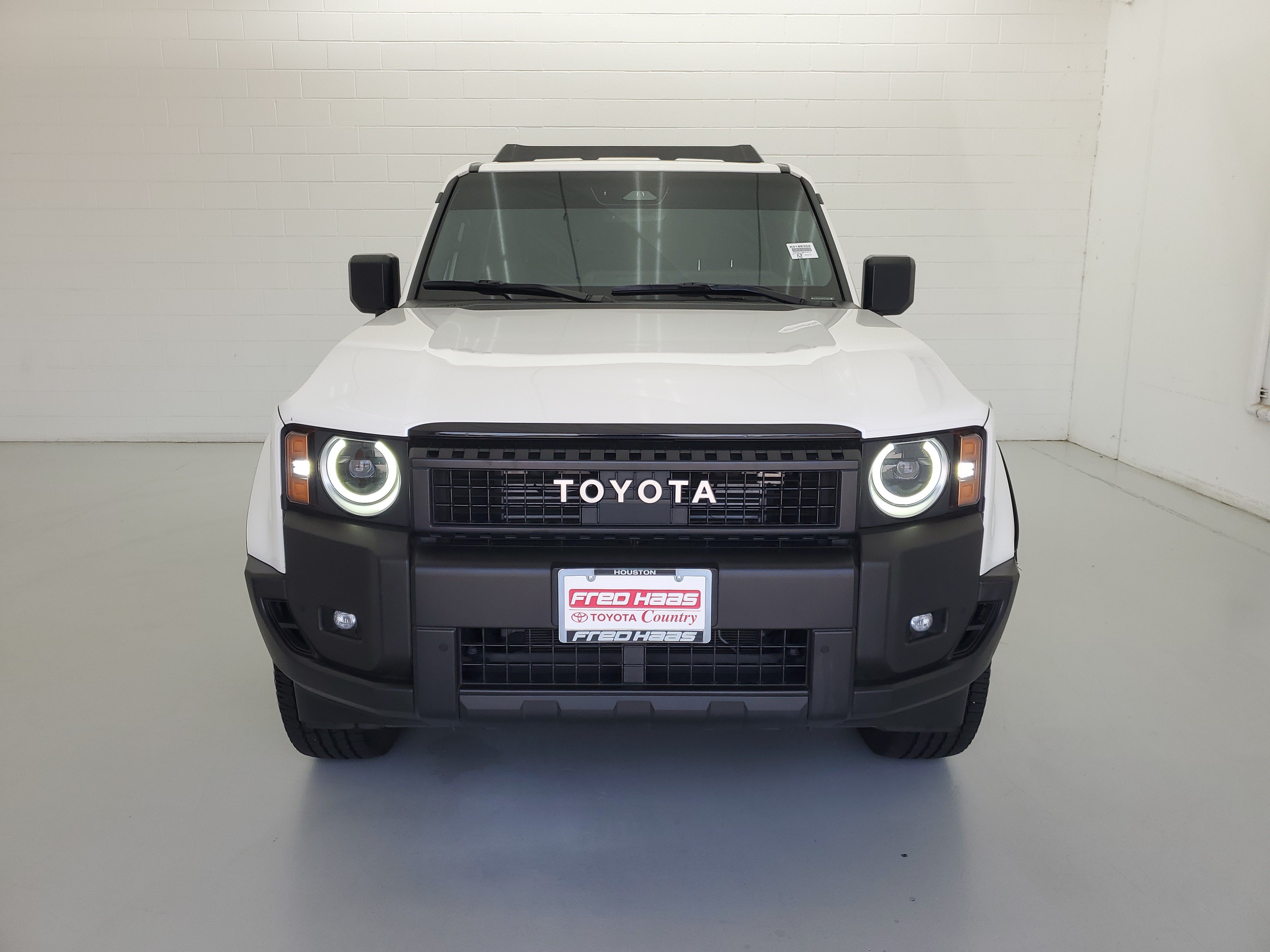 Used 2024 Ice Cap Toyota 1958 image 3