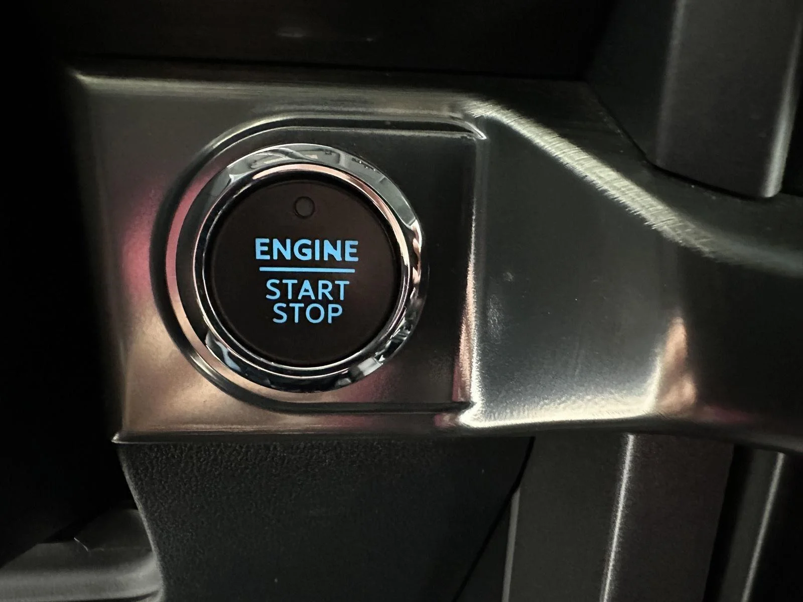 Used 2023 Bronze Ford XL image 16