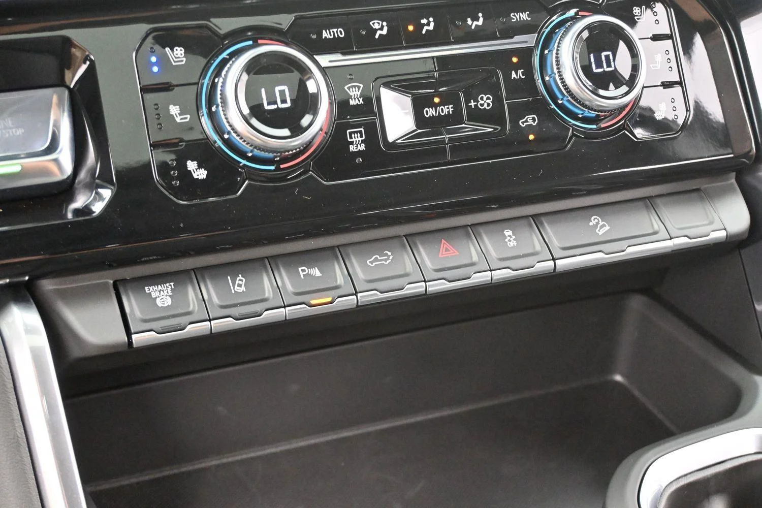 Used 2026 Summit White GMC Denali image 25
