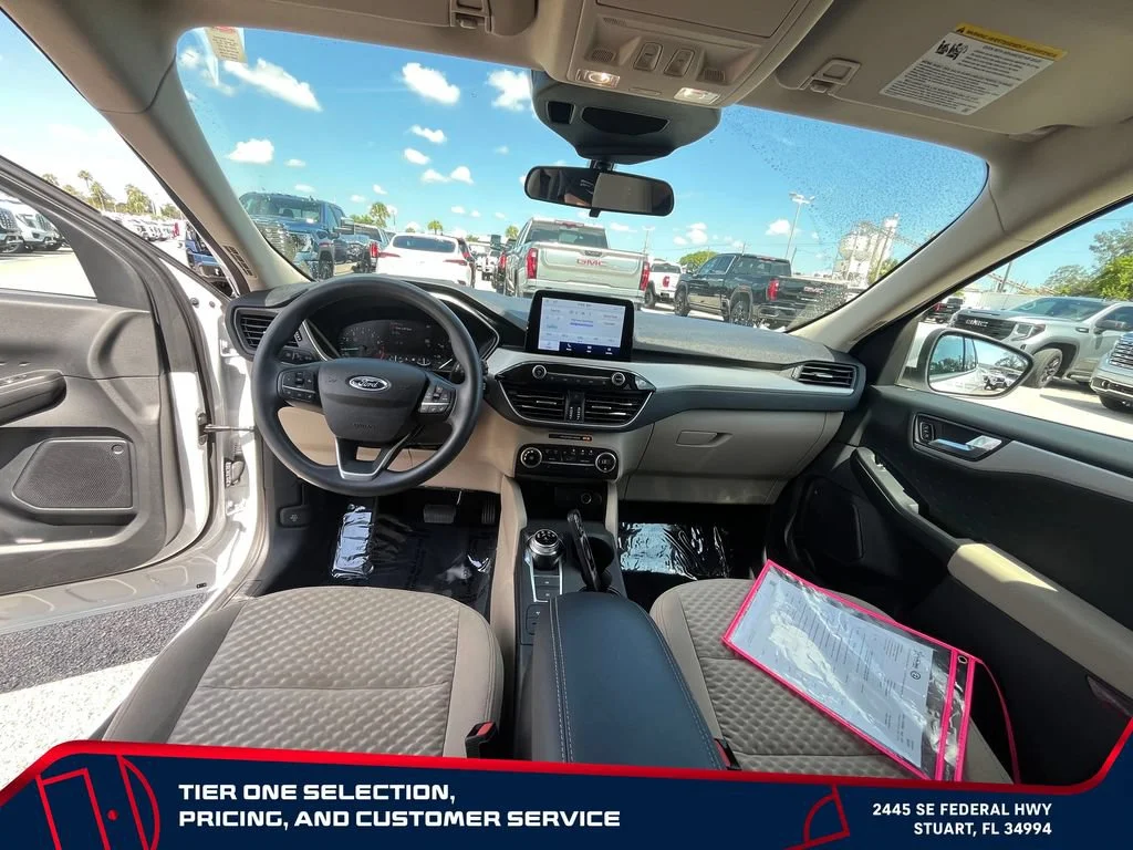 Used 2020 White Ford SE image 30