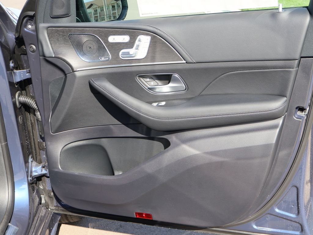 New 2026 Twilight Blue Metallic Mercedes-Benz GLE 350 image 11