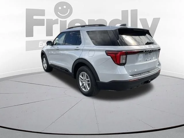 New 2026 Space White Metallic Ford Active image 7