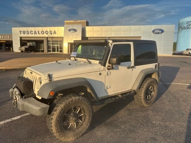 Used 2008 White Jeep X image 4