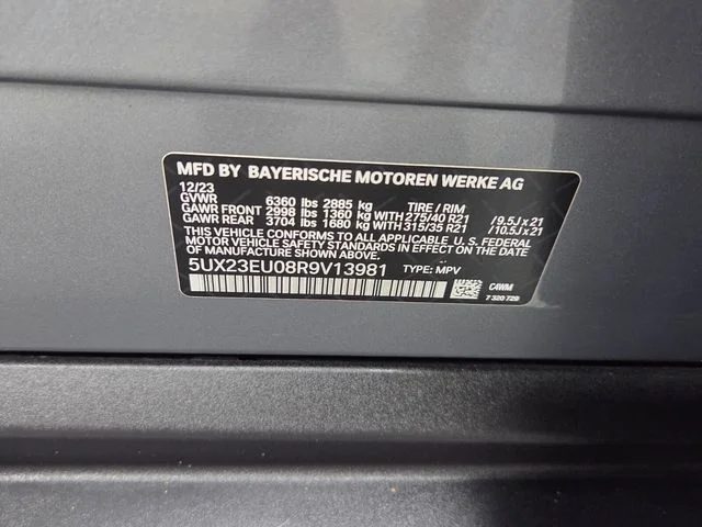 Used 2024 Gray BMW xDrive40i image 18
