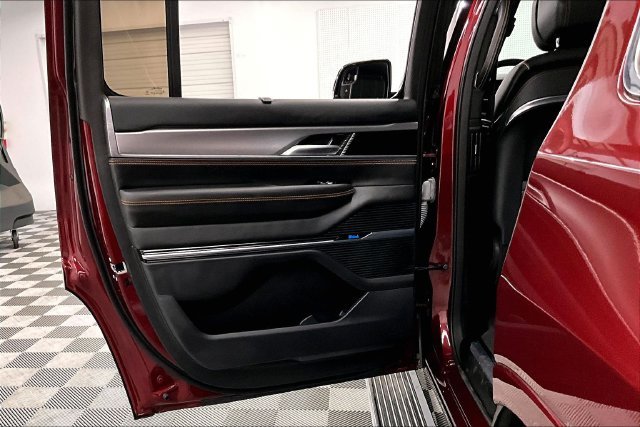 Used 2023 Velvet Red Pearlcoat Jeep Series III image 23