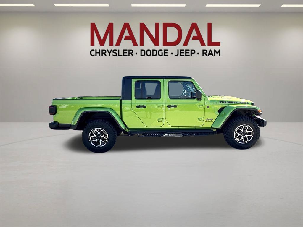 Used 2025 Green Jeep Rubicon image 5