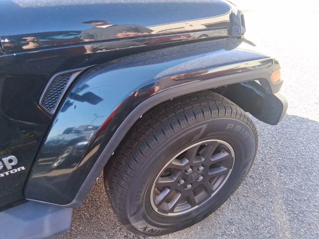 Used 2021 Black Jeep Overland image 16