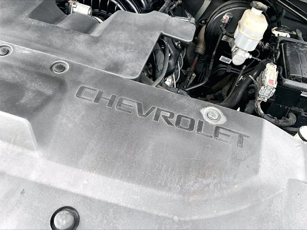 Used 2019 Gray Chevrolet LT image 35
