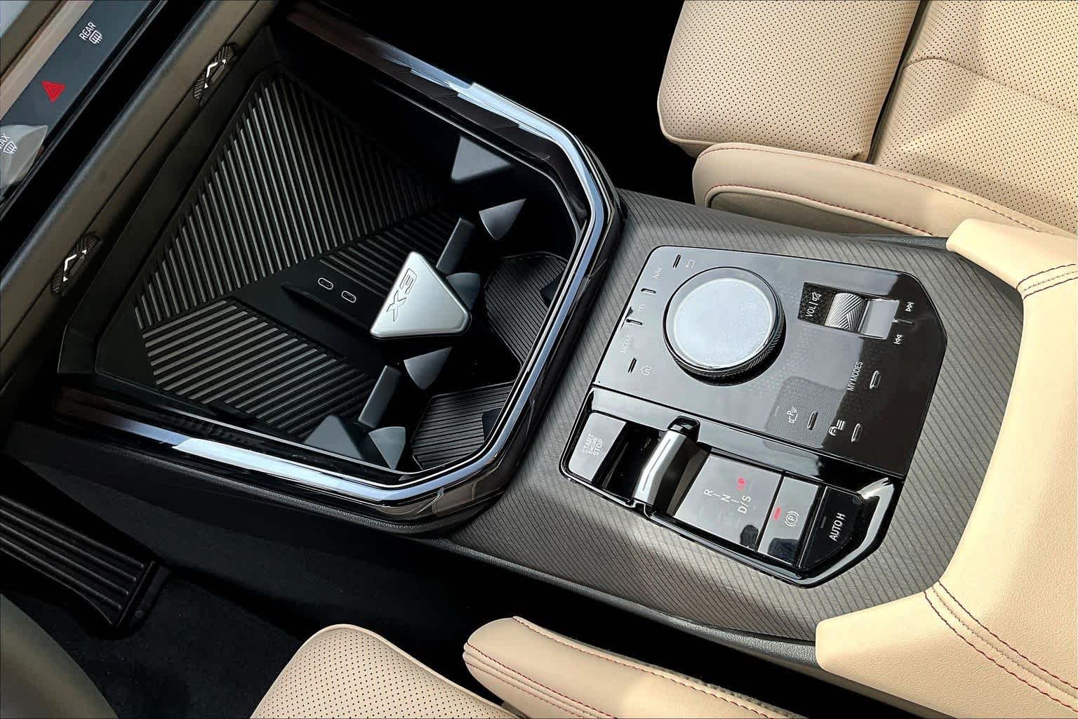 2026 BMW X3 30 - Photo 8