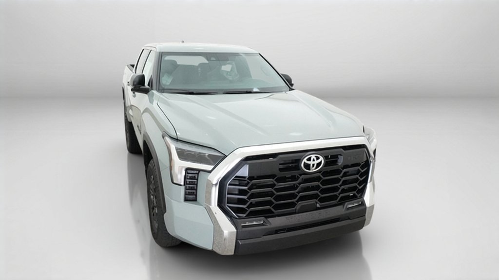 New 2026 Lunar Rock Toyota SR5 image 4