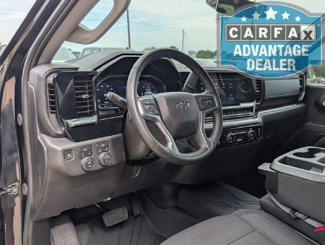 Used 2025 Black Chevrolet RST image 15