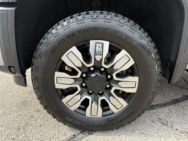 New 2026 Sterling Metallic GMC Denali image 5