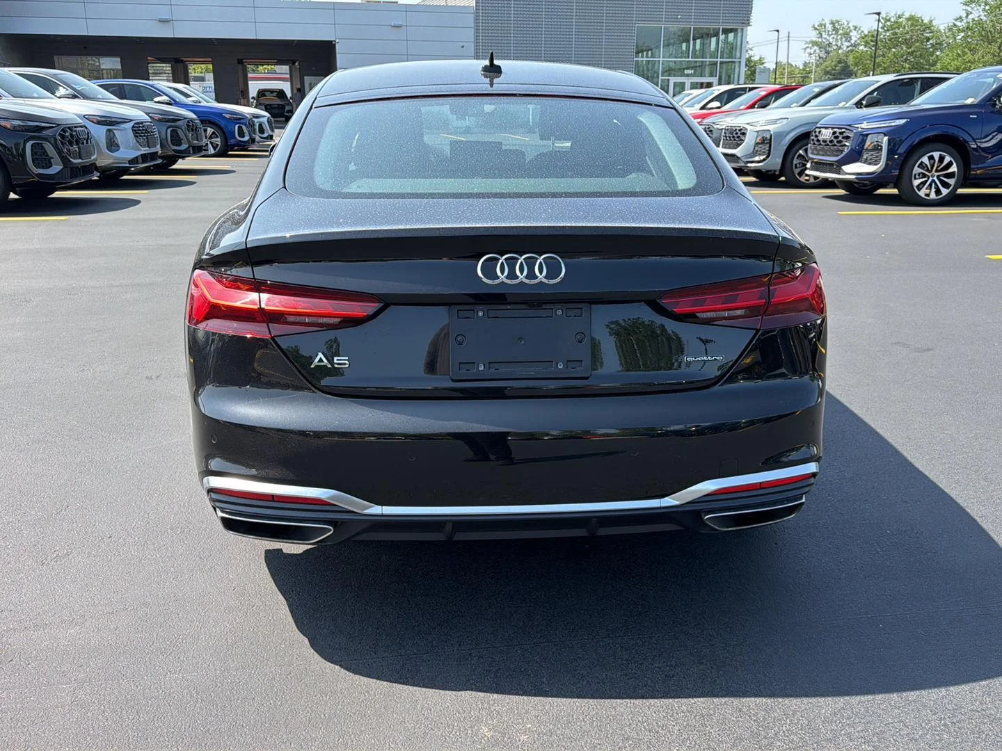 Used 2023 Mythos Black Metallic Audi S line Premium image 4
