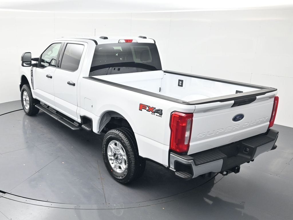 New 2026 Oxford White Ford F-250® XLT image 40