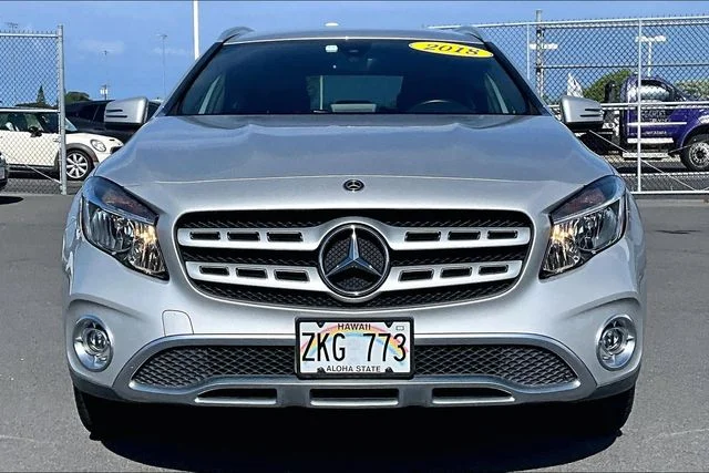 Used 2018 Silver Mercedes-Benz GLA 250 image 3