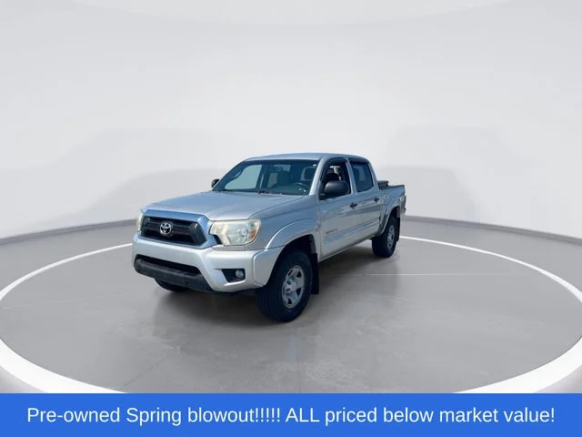 Used 2013 Silver Toyota SR5 image 4