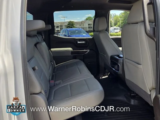 Used 2022 White GMC SLT image 16