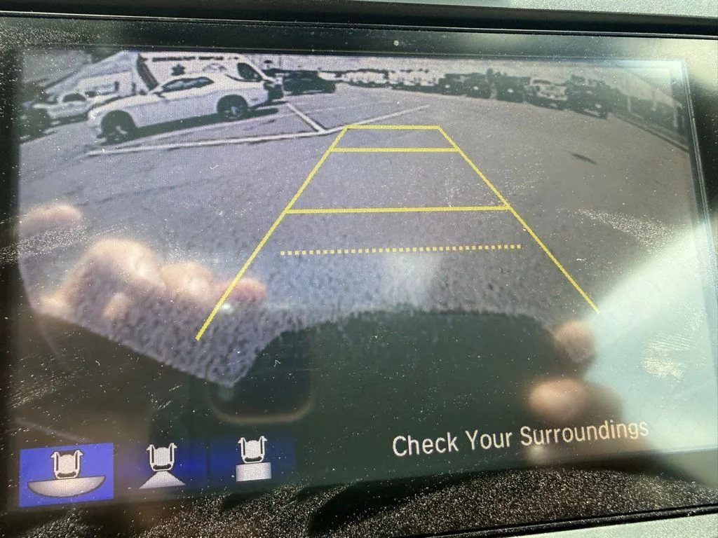 Used 2016 Red Honda Touring image 20