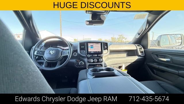 New 2026 Granite Crystal Metallic Clearcoat RAM Warlock image 28