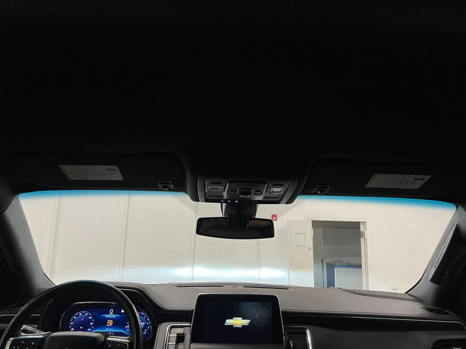 Used 2022 Gray Chevrolet Z71 image 10