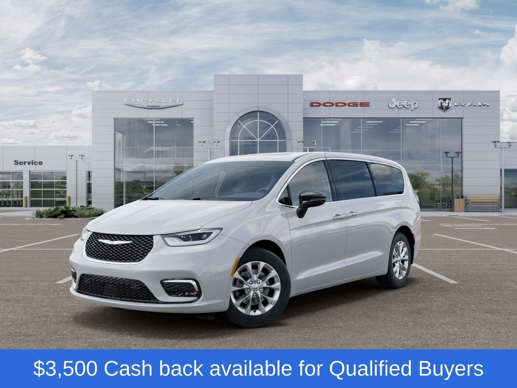 2026 Chrysler Pacifica Limited's photo