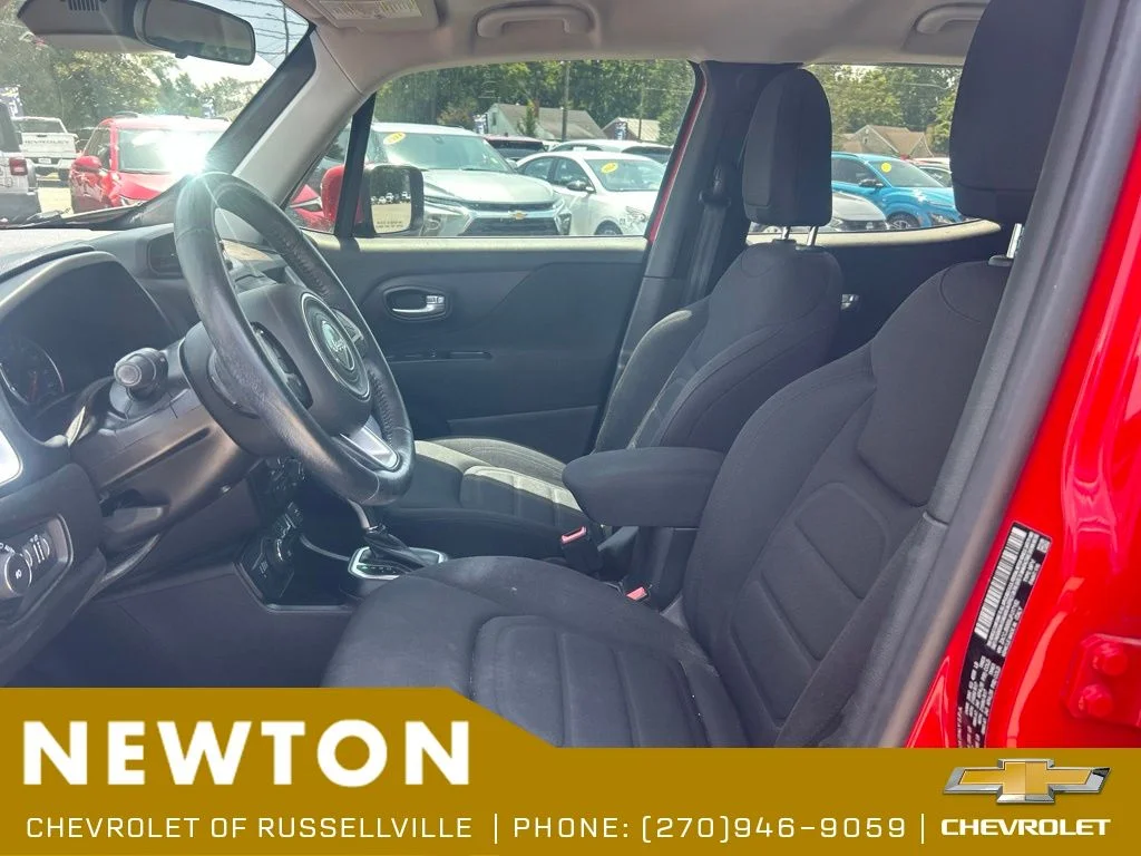 Used 2018 Colorado Red Jeep Latitude image 4