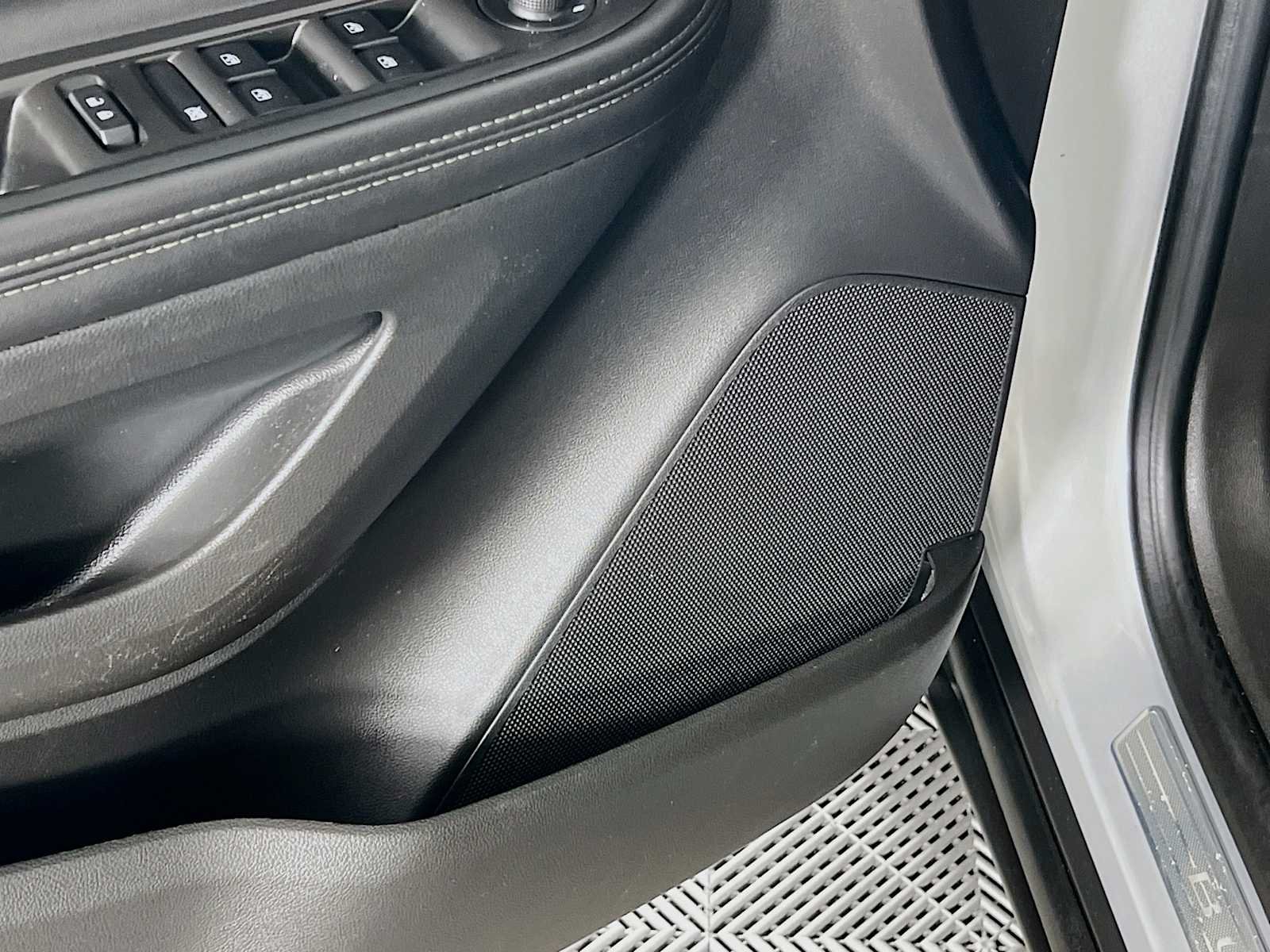 Used 2021 Quicksilver Metallic Buick Preferred image 19