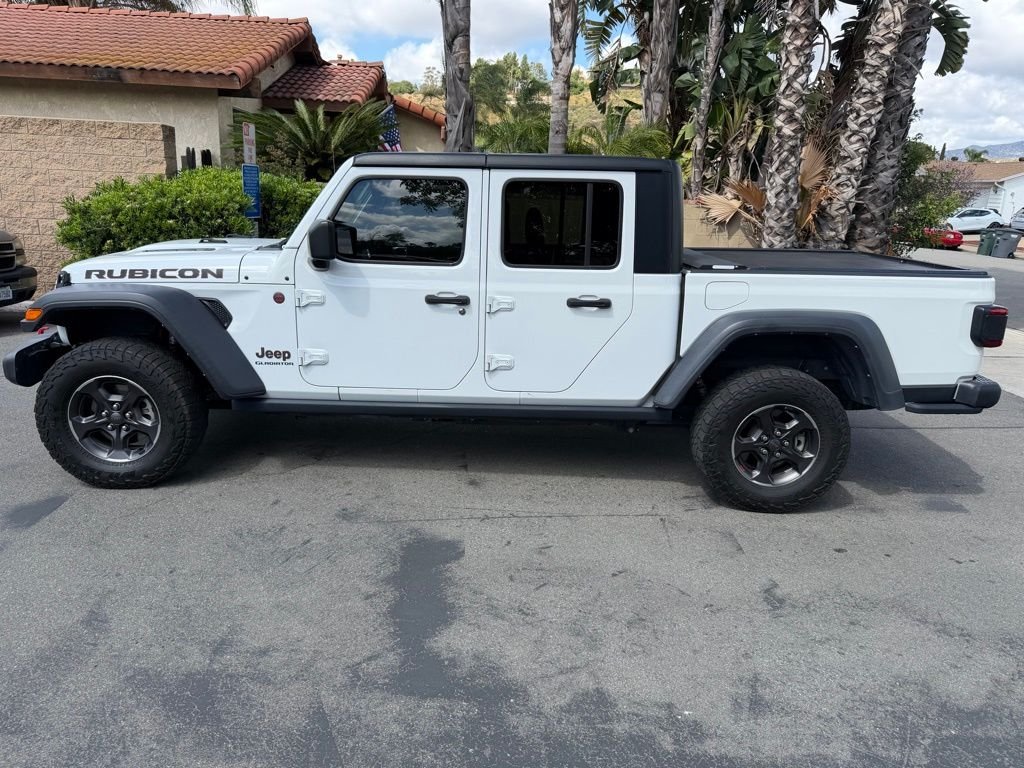 Certified Used 2022 White Jeep Rubicon image 3