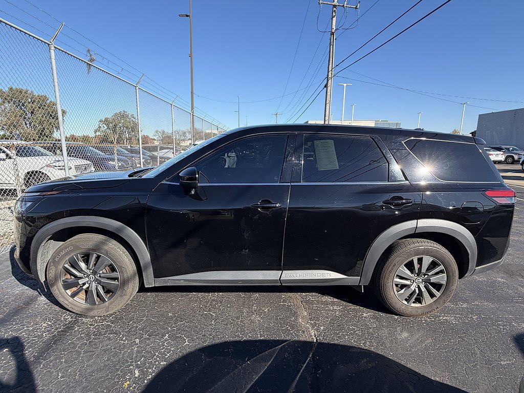 Used 2022 Super Black Nissan S image 2