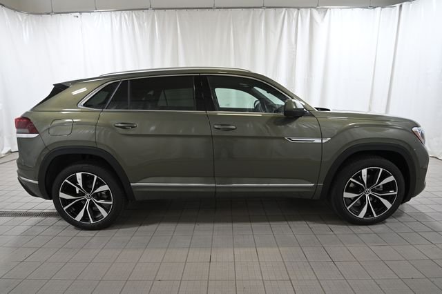 New 2026 Green Volkswagen 2.0T SEL Premium R-Line image 14