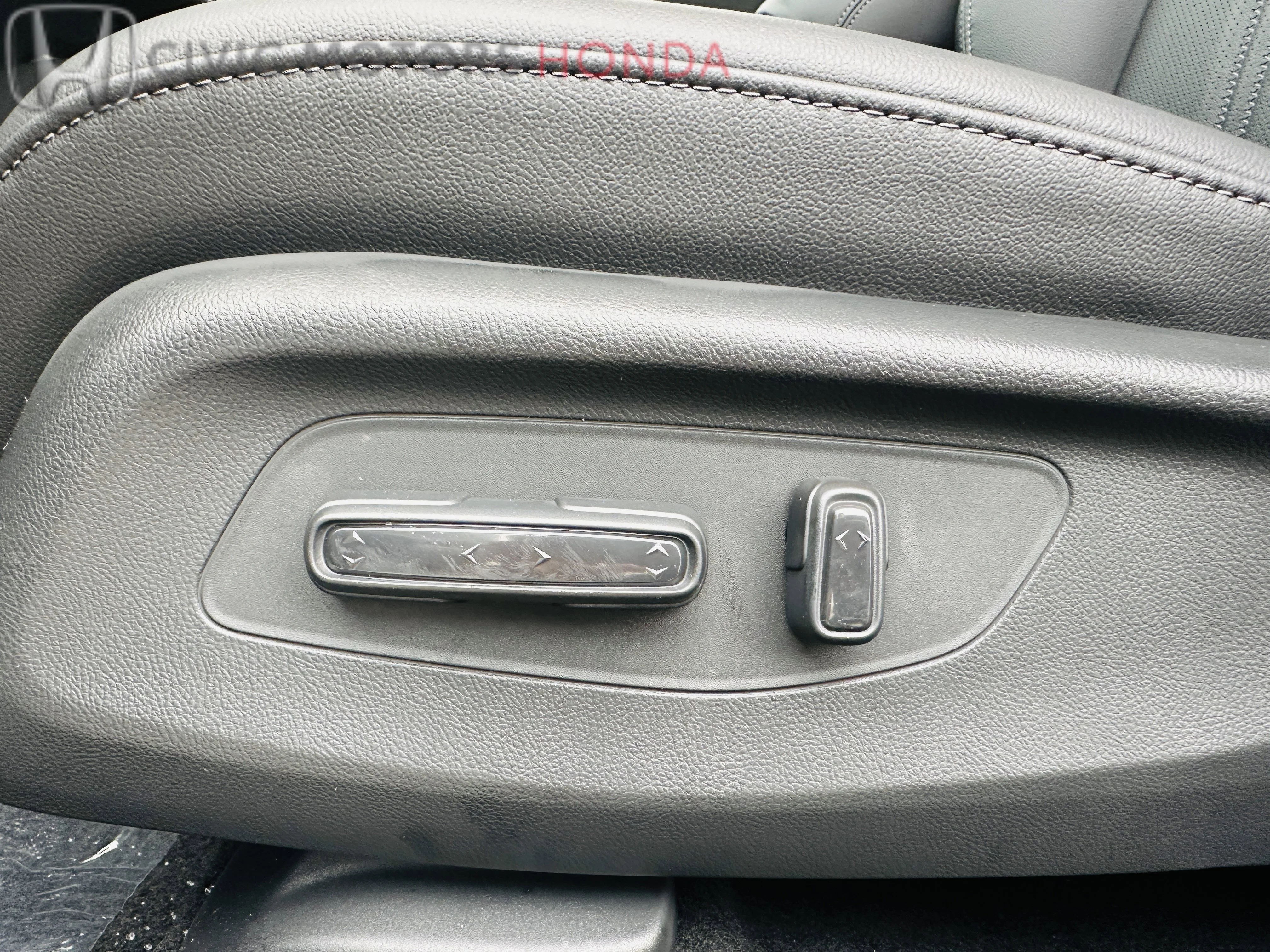 New 2027 URBAN GRAY PEARL Honda EX-L image 8