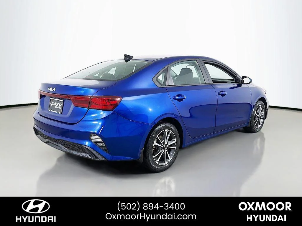 Used 2022 Deep Sea Blue Kia LXS image 7