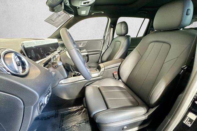 New 2026 Night Black Mercedes-Benz GLB 250 image 48