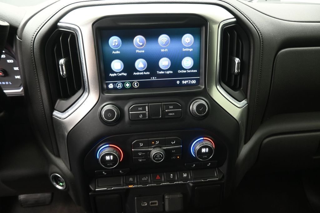 Used 2019 Red Chevrolet RST image 4