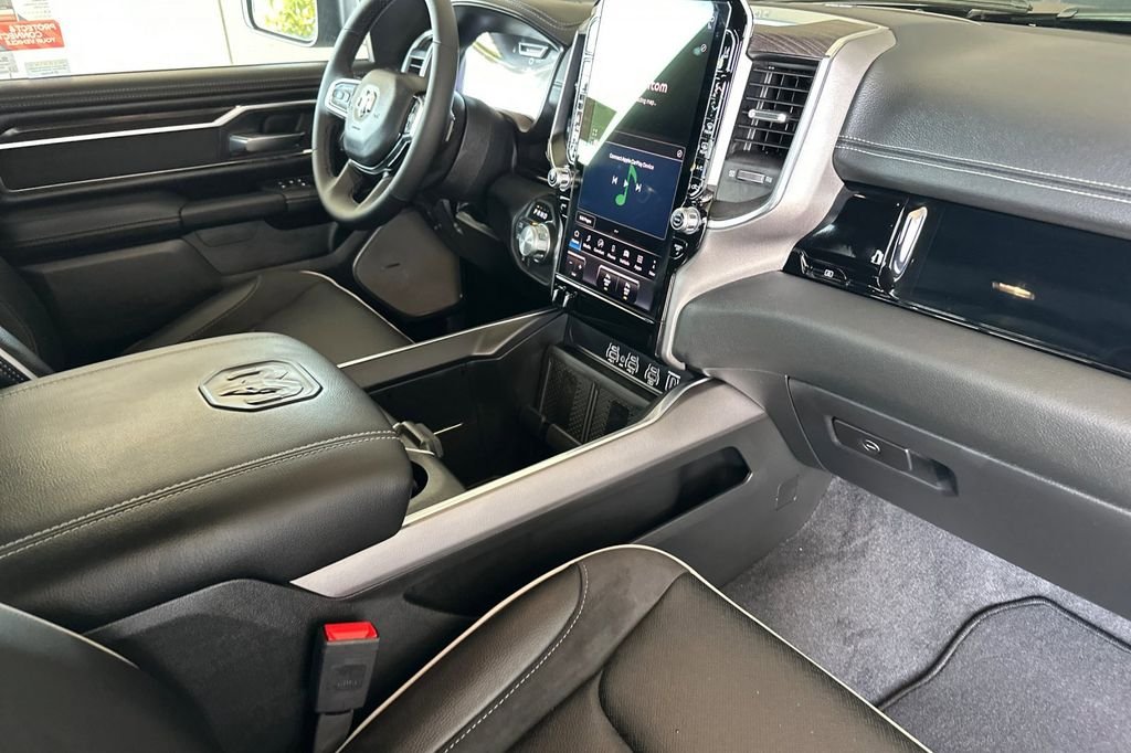 2026 RAM 1500 Laramie - Photo 14