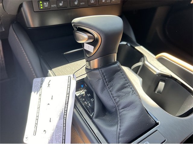 New 2024 Eminent White Pearl Lexus 350 image 20