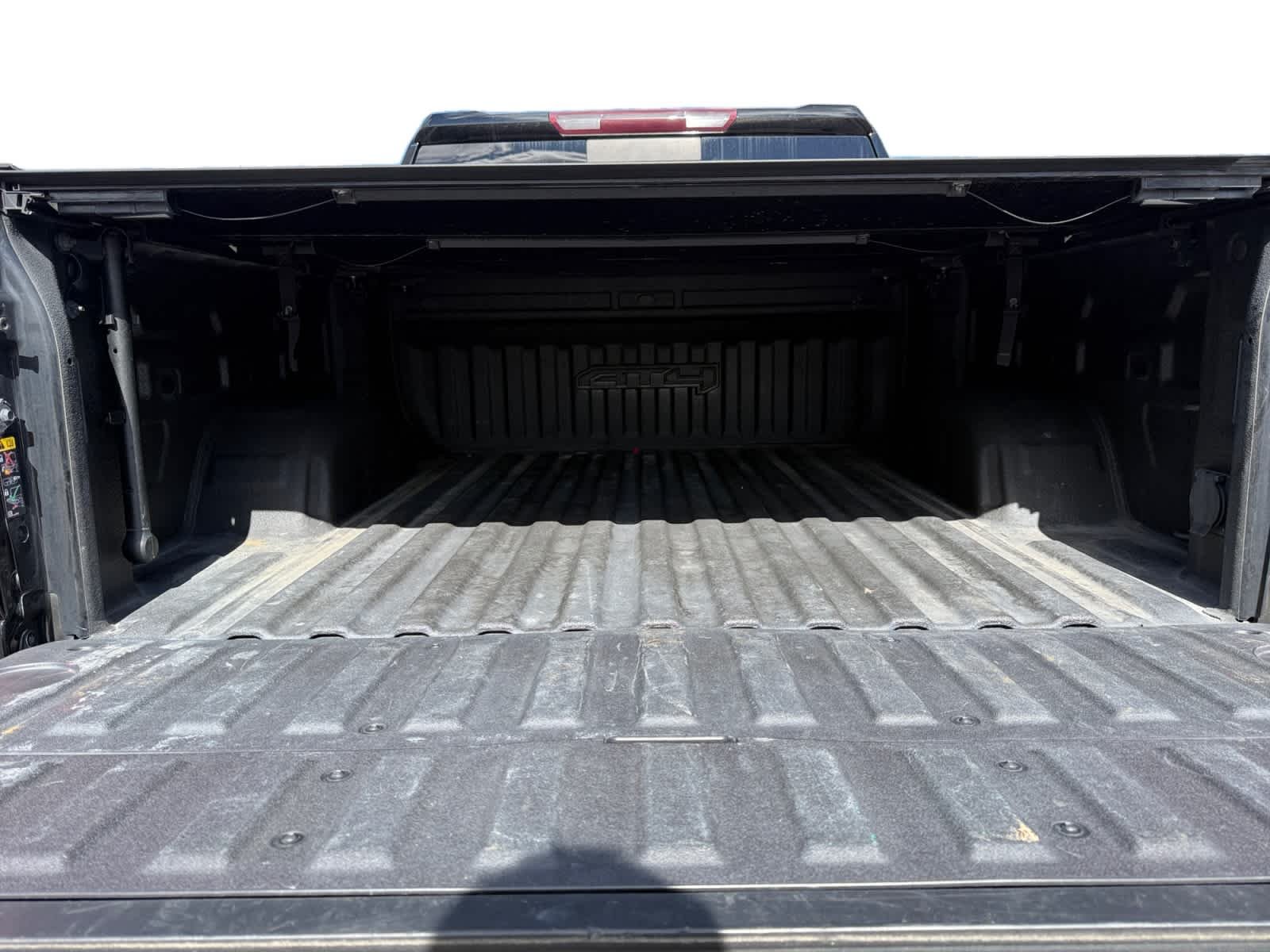 Used 2022 Onyx Black GMC AT4 image 23