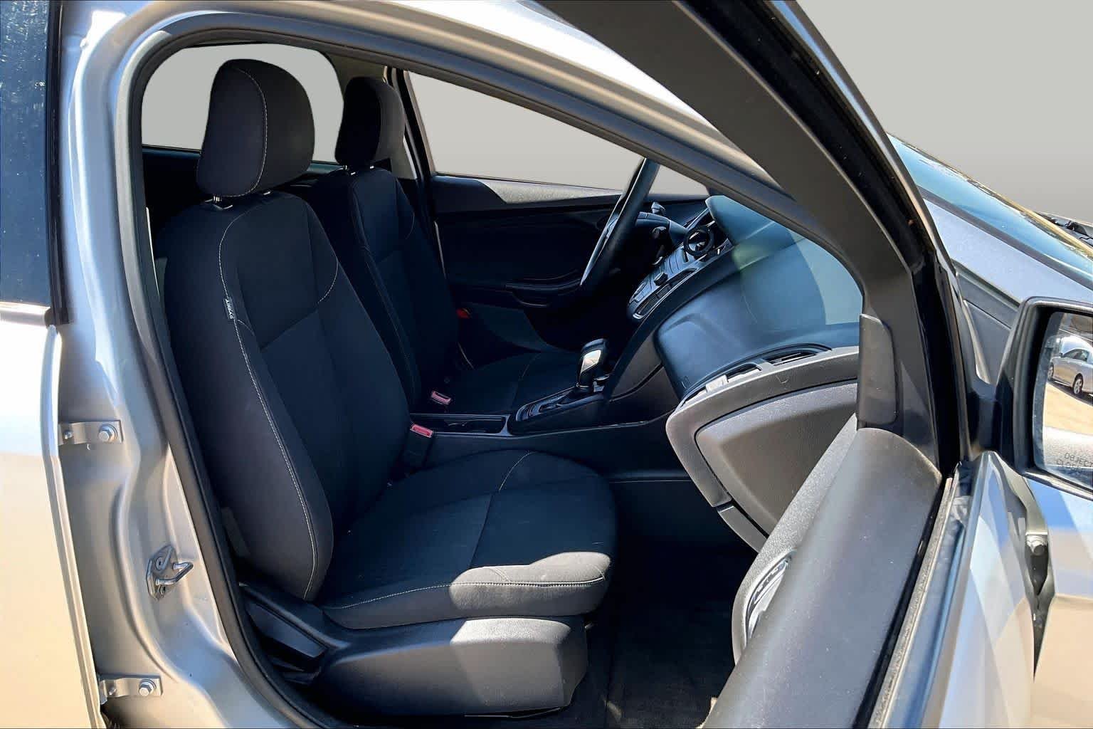 Used 2015 Ingot Silver Ford S image 9