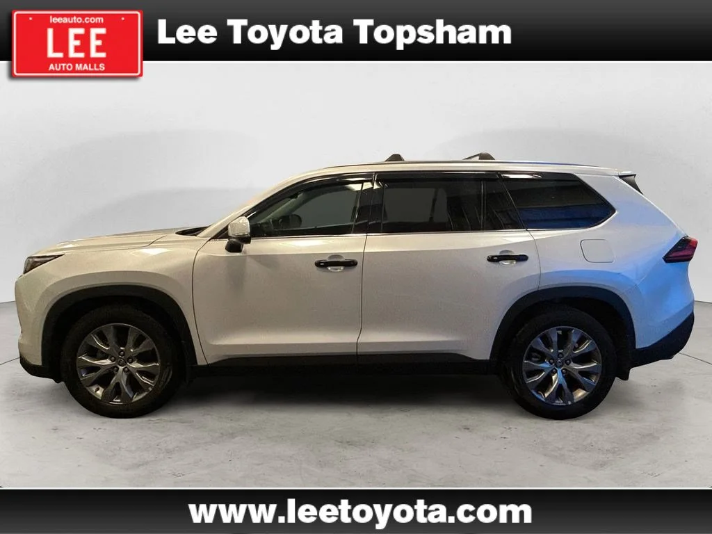 Used 2024 Pearl Toyota XLE image 2
