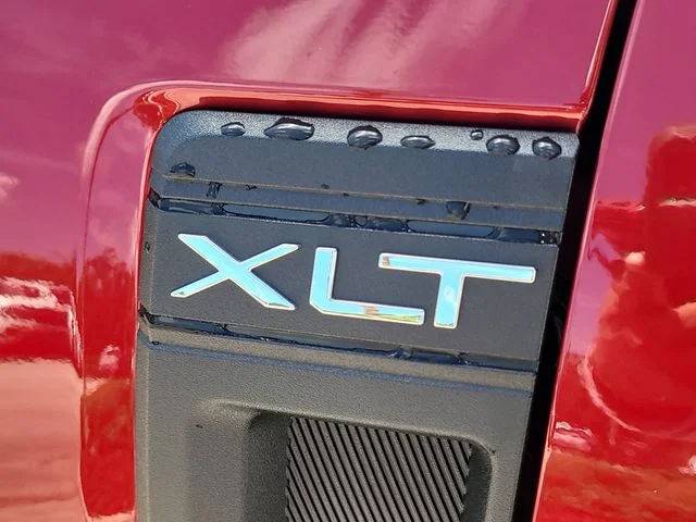 New 2026 Ruby Red Metallic Ford XLT image 9