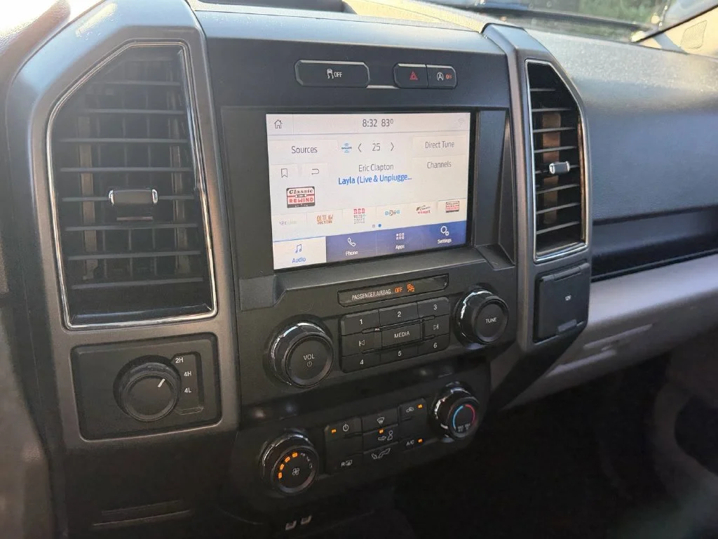 Used 2020 Silver Ford XLT image 13