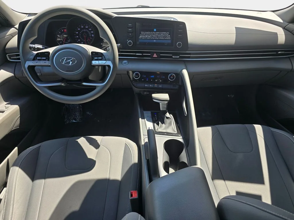Used 2022 Blue Hyundai SEL image 10