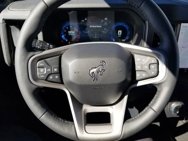 New 2025 Velocity Blue Metallic Ford Badlands® image 24